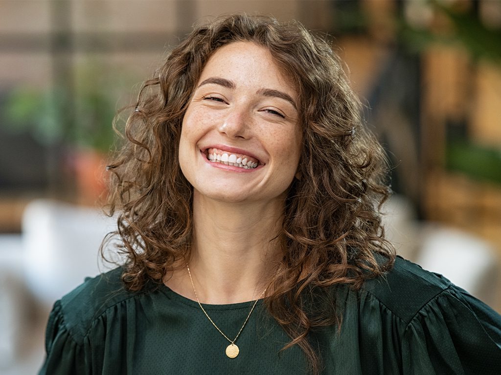 _Cosmetic Dentistry_394924541